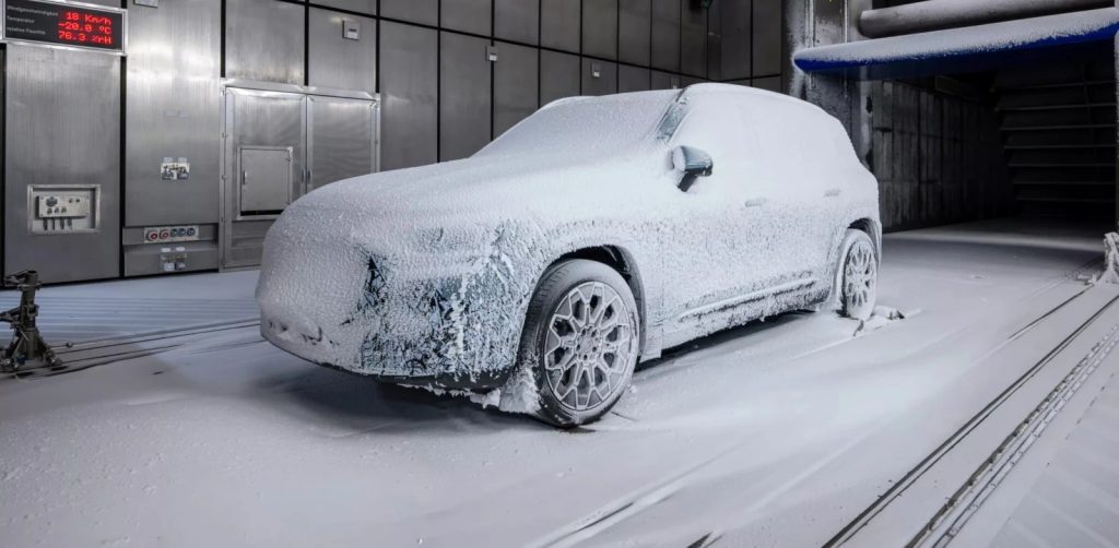 Νέα Mercedes-Benz GLB: Πρώτες εικόνες πριν το ντεμπούτο τον Δεκέμβριο