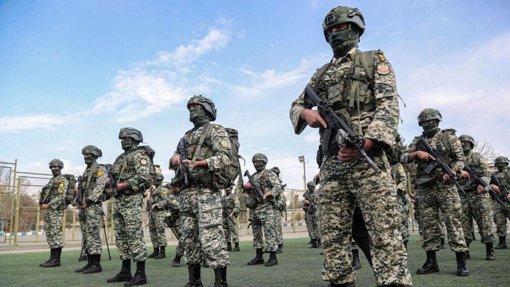 Ιράν: Νέα βίντεο στρατιωτικών που έχουν αποστατήσει – «Ζήτω ο Σάχης», φωνάζουν