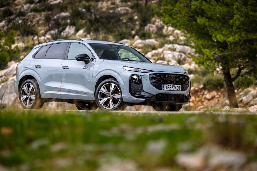 Δοκιμάζουμε το νέο Audi Q3 1.5 TFSI Hybrid 150 PS