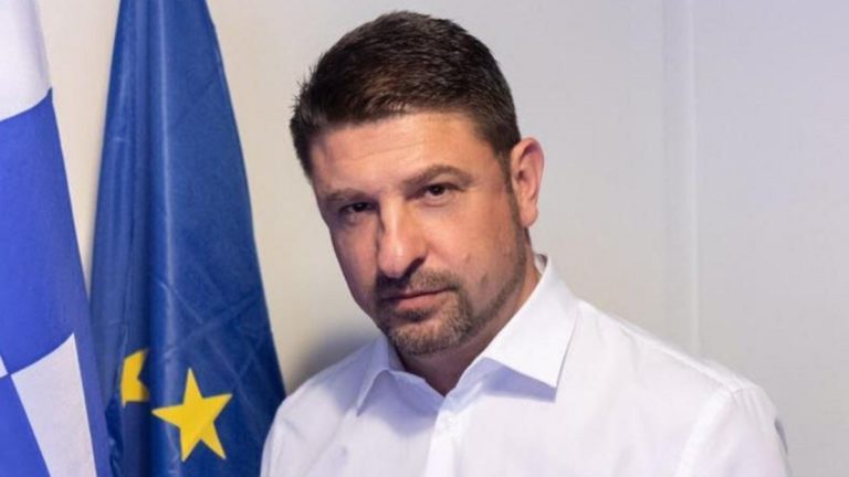 Θρηνεί ο Νίκος Χαρδαλιάς: Έχασε τον πατέρα του – «Αρχοντάκο μου, σε αποχαιρετώ»