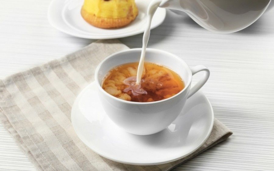 Αναρωτηθήκατε γιατί οι Άγγλοι πίνουν το τσάι με γάλα;