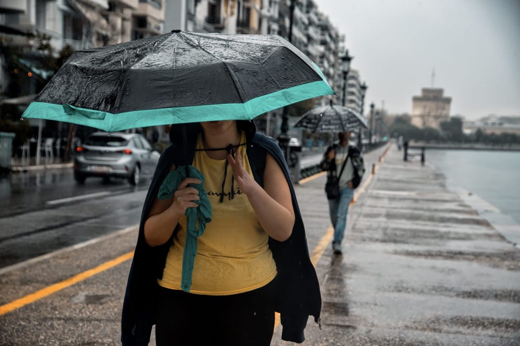 «Προ των πυλών» νέα κακοκαιρία: «Έρχονται» ισχυρές βροχές και καταιγίδες σε όλη την χώρα
