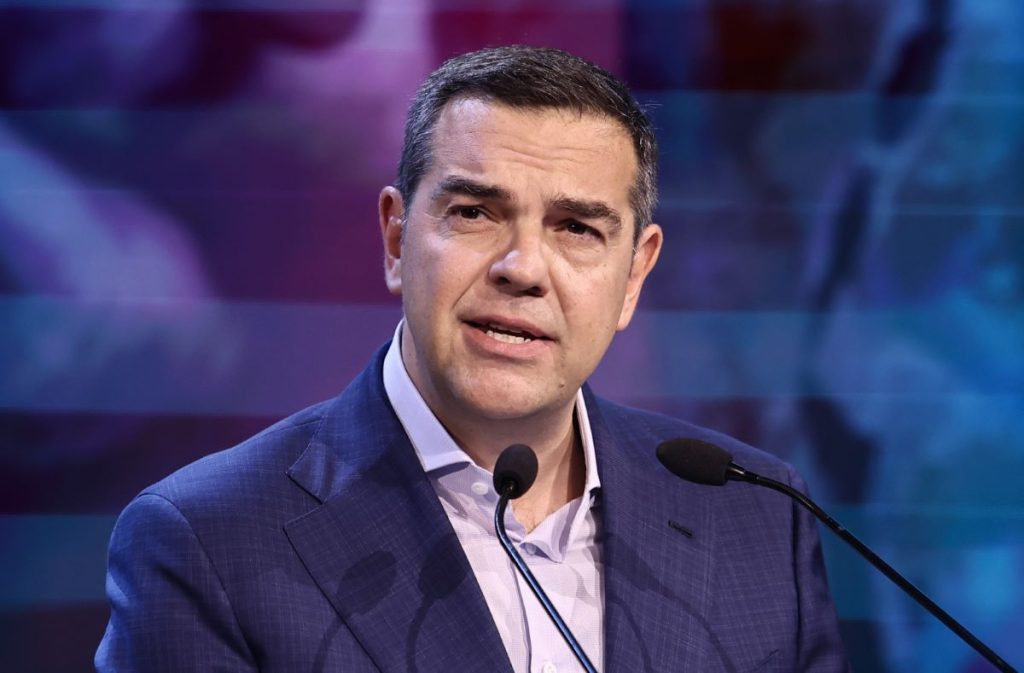 Α.Τσίπρας για αυτοδιοικητικές εκλογές του 2006: «Είδα αφίσες με το όνομά μου στα Εξάρχεια και το έβαλα στα πόδια»