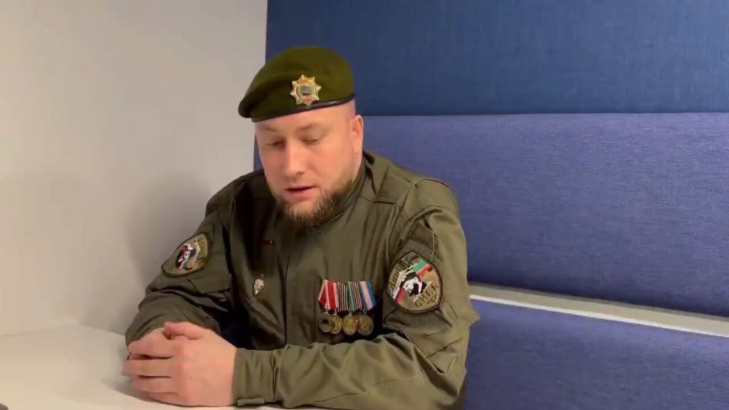 Το πρωτοπαλίκαρο της Akhmat αποκάλυψε τις χώρες που έστειλαν ελεύθερους σκοπευτές στο Κουρσκ: «Χάθηκαν όλοι» (vid)