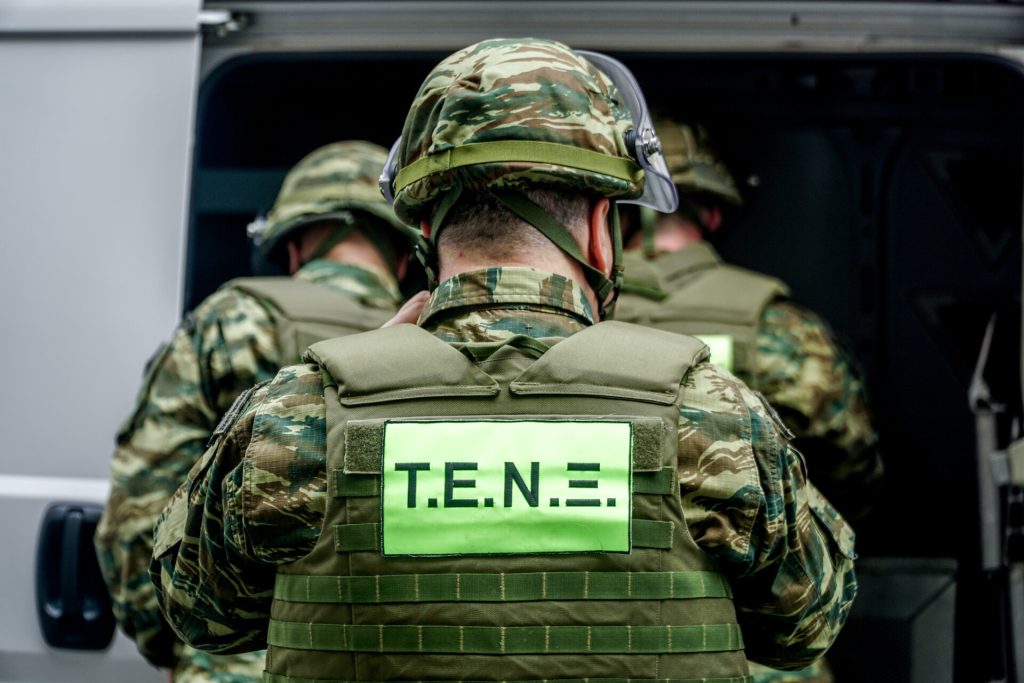 Τραγωδία στην Ρόδο: Έχασε το χέρι του μέχρι τον αγκώνα ο 39χρονος ΕΠΟΠ επιλοχίας