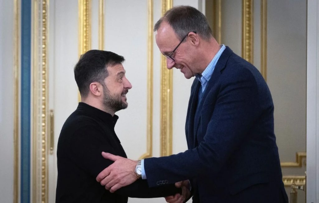 Ο Φ.Μερτς θέλει για την Ουκρανία 800.000 στρατό μετά την ειρήνευση