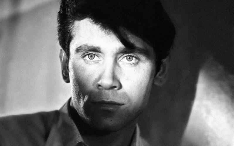 Οι θρύλοι του παλιού ελληνικού κινηματογράφου και τα άγνωστα παρασκήνια τους