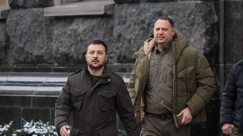 Παραιτήθηκε ο προσωπάρχης του Ζελένσκι για το σκάνδαλο της   Energoatom – Έφοδος και στο γραφείο του Ζελένσκι!