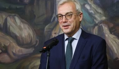 Ρώσος αναπληρωτής ΥΠΕΞ: «Ξέρουμε ότι μία ομάδα κρατών της ΕΕ θα μας επιτεθεί & θέλουν να εμπλέξουν & τις ΗΠΑ»