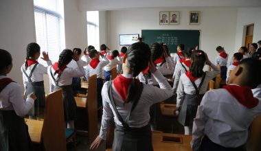 Η Βόρεια Κορέα καθιερώνει τα ρωσικά ως υποχρεωτικό μάθημα από το δημοτικό