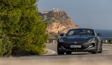 Δοκιμάζουμε το νέο MG Cyberster Dual Motor