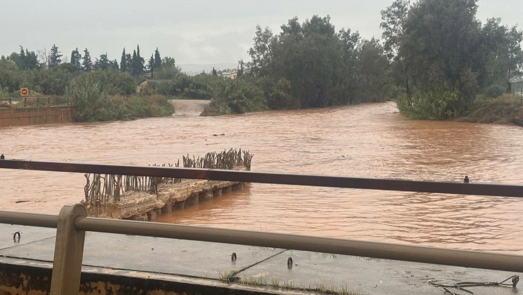 Ελευσίνα: Φόβοι για υπερχείλιση του Σαρανταπόταμου
