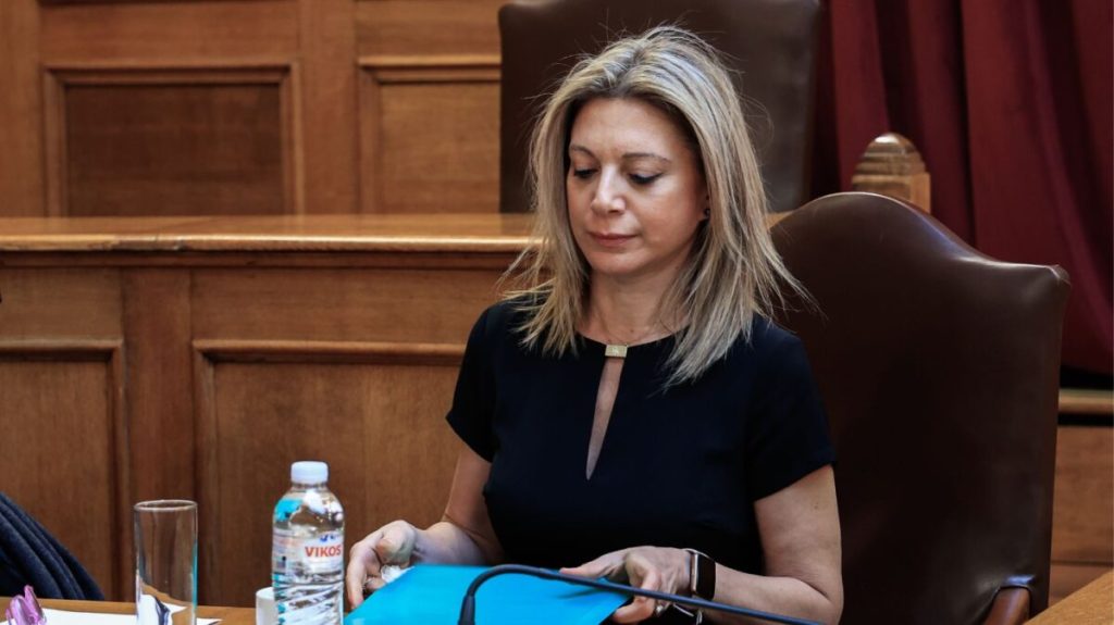 Μ.Καρυστιανού: «Ξέπλυμα ποινικών ευθυνών μέσα από το νομικό “παράθυρο” του άρθρου 86»