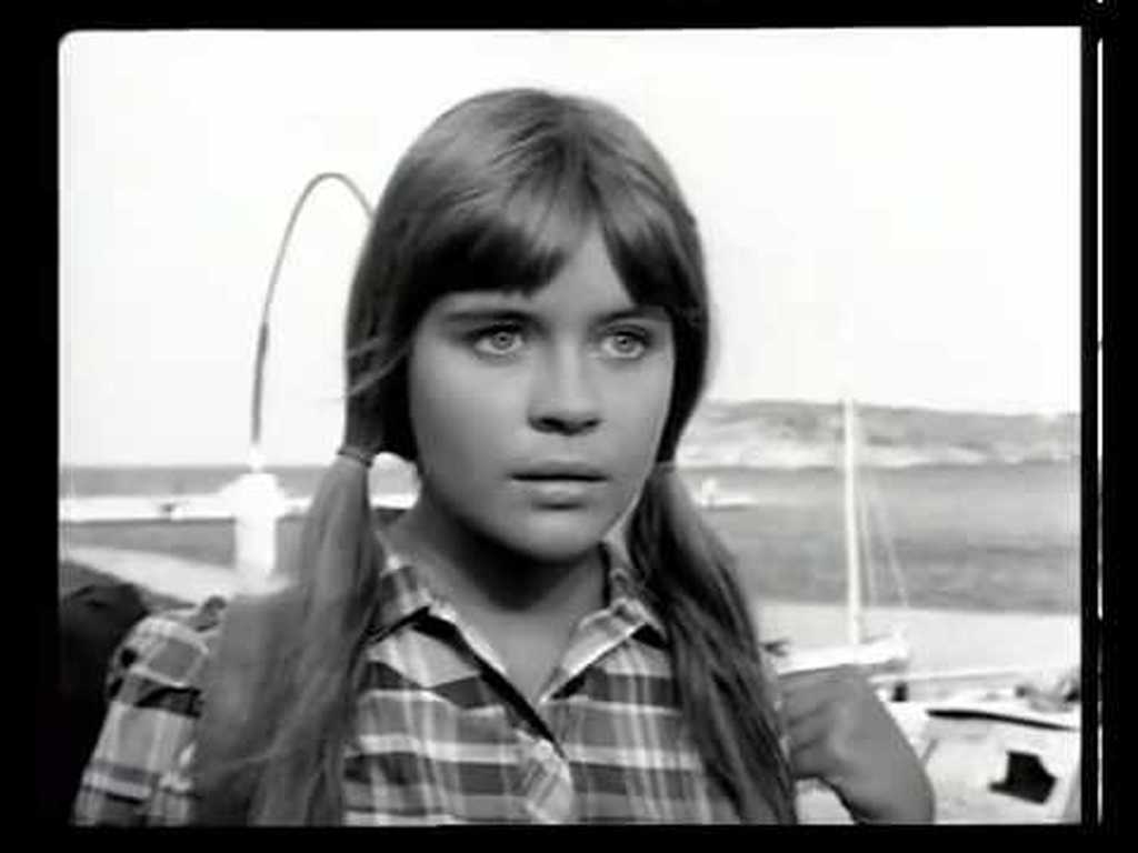 Α.Λόμπεργκ: Δείτε πώς είναι σήμερα η εντυπωσιακή ηθοποιός από την ταινία «Κορίτσια στον Ήλιο» (φωτο)