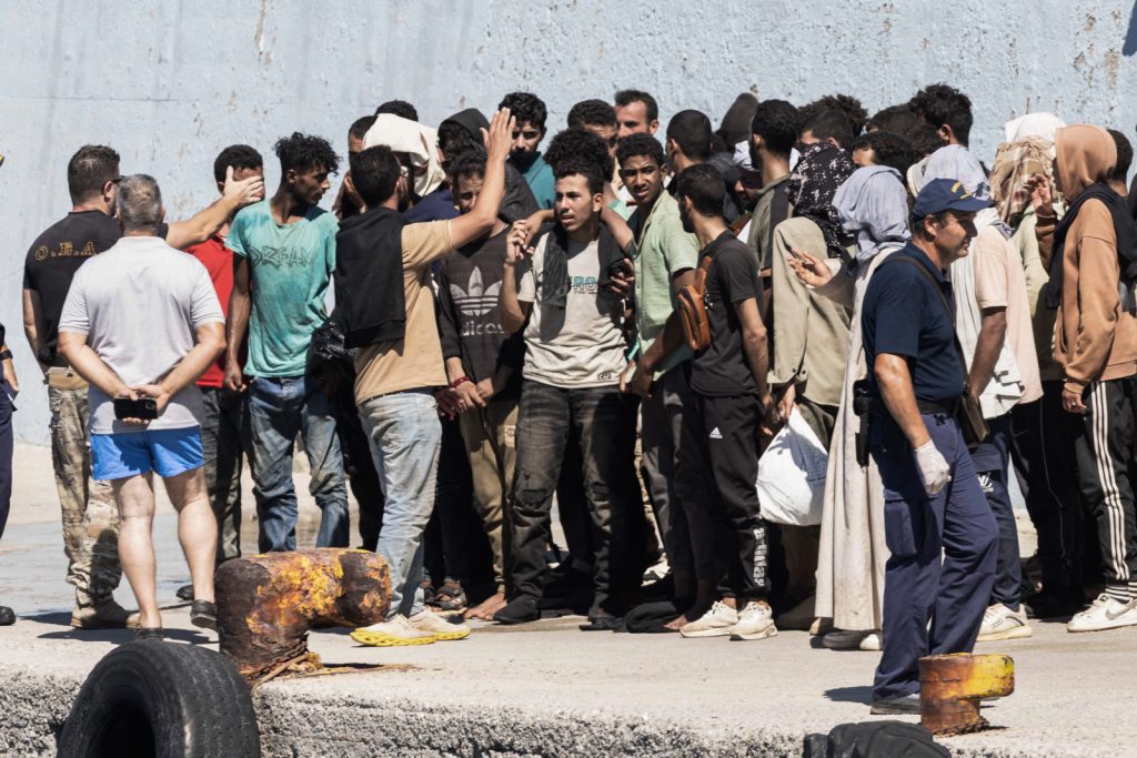 Σκάφος της FRONTEΧ μετέφερε στην Κρήτη 91 αλλοδαπούς άνδρες