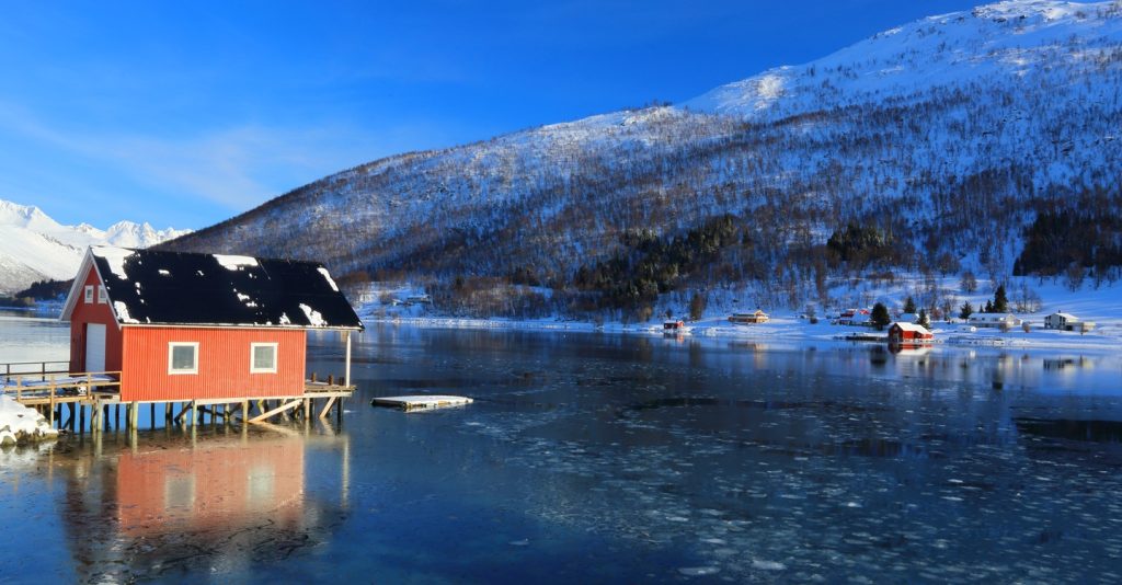 Αυτό είναι το χωριό στο οποίο τα ρολόγια έχουν καταργηθεί: Oι κάτοικοι ζουν χωρίς ωράριο (βίντεο)
