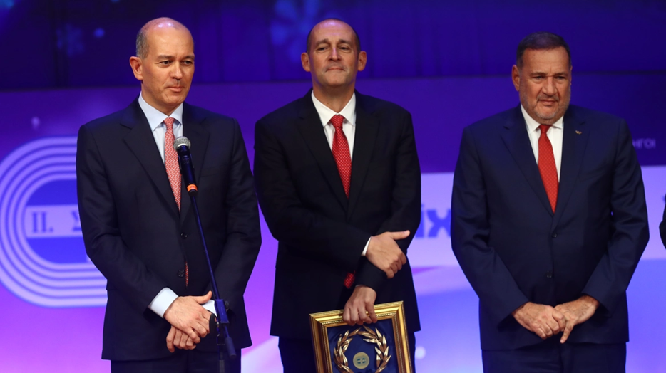 Αδερφοί Αγγελόπουλοι στα βραβεία ΠΣΑΤ: «Ελπίζουμε πως σύντομα ο Ολυμπιακός θα μπει στο σπίτι που του αξίζει»