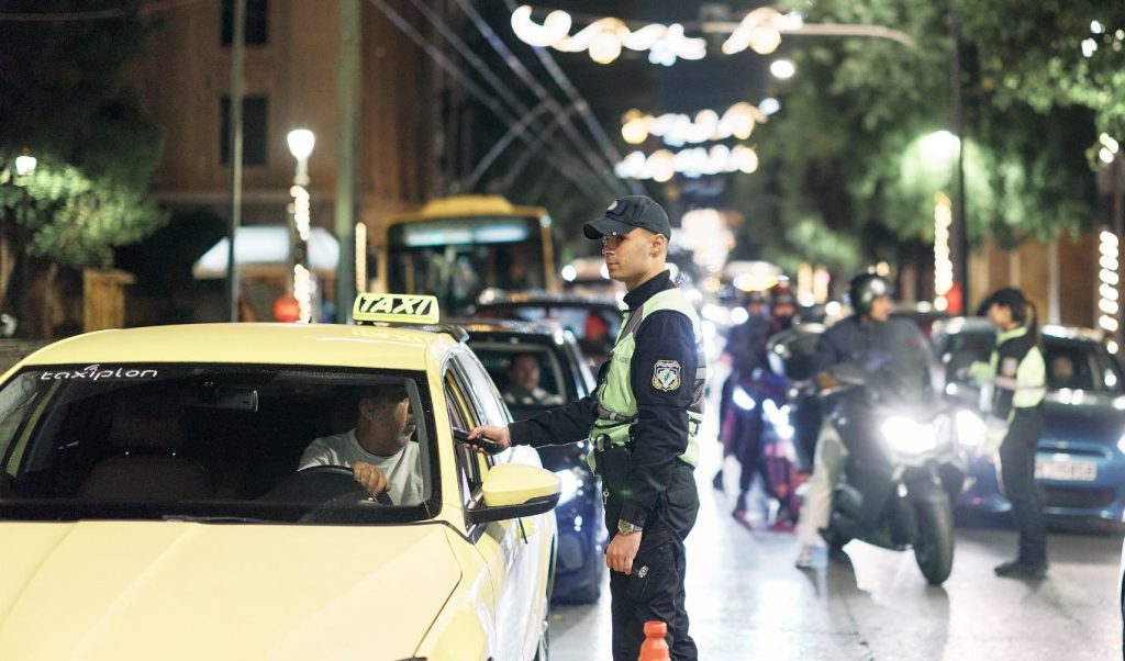 Πάνω από 2.000 τα αλκοτέστ της Τροχαίας σε κεντρικούς δρόμους της Αθήνας: Μόνο 8 τα θετικά (βίντεο)