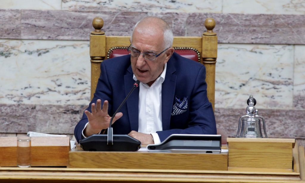 Ο Νικήτας Κακλαμάνης θέλει να «κόψει» τις ζωντανές μεταδόσεις των συνεδριάσεων της εξεταστικής για τον ΟΠΕΚΕΠΕ