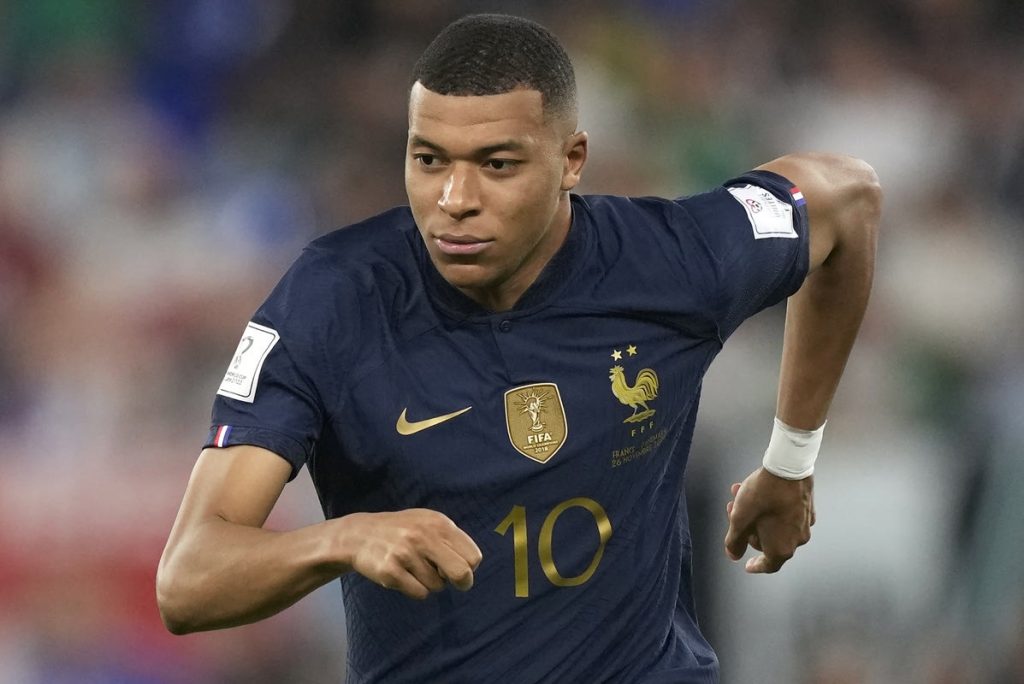 Γαλλία: Αστυνομικός έλαβε δωρεά από τον Κ.Εμπαπέ και τον έστειλαν σε πρόωρη συνταξιοδότηση