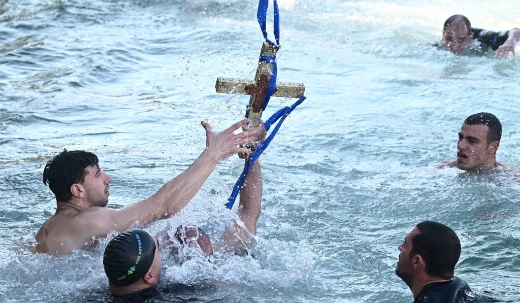 Θεοφάνεια ή Θεοφάνια; – Ποια είναι η σωστή γραφή;