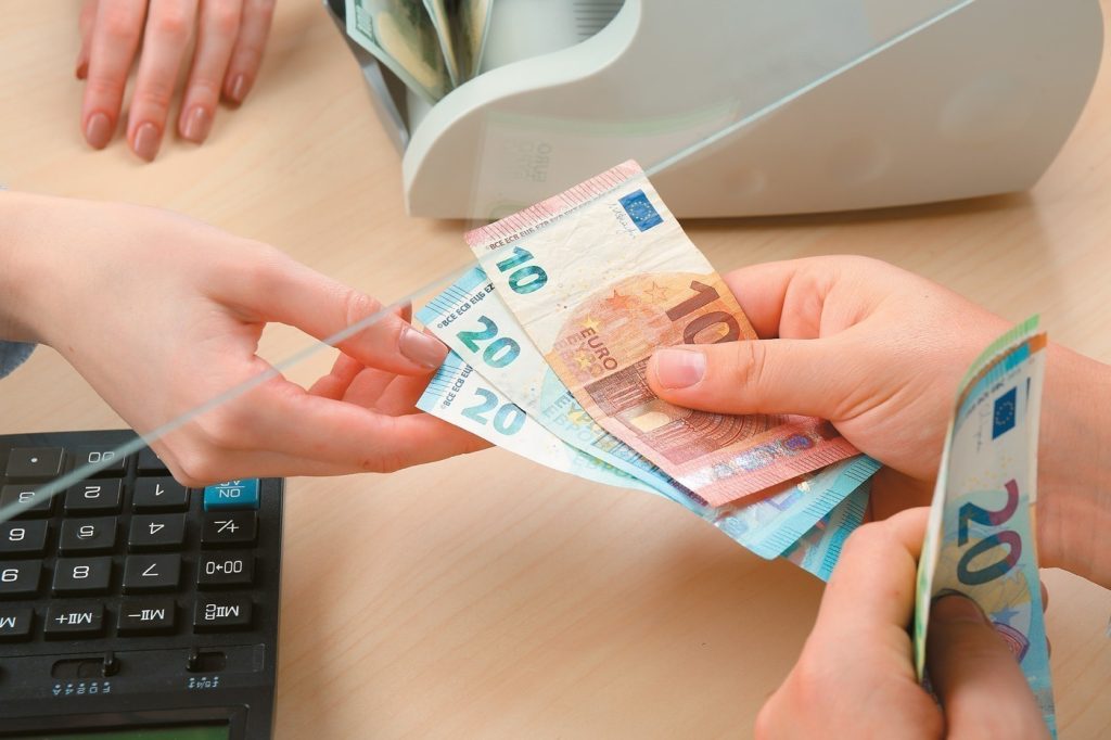 Δείτε πώς θα αμειφθούν όσοι εργαστούν σήμερα ανήμερα των Θεοφανίων