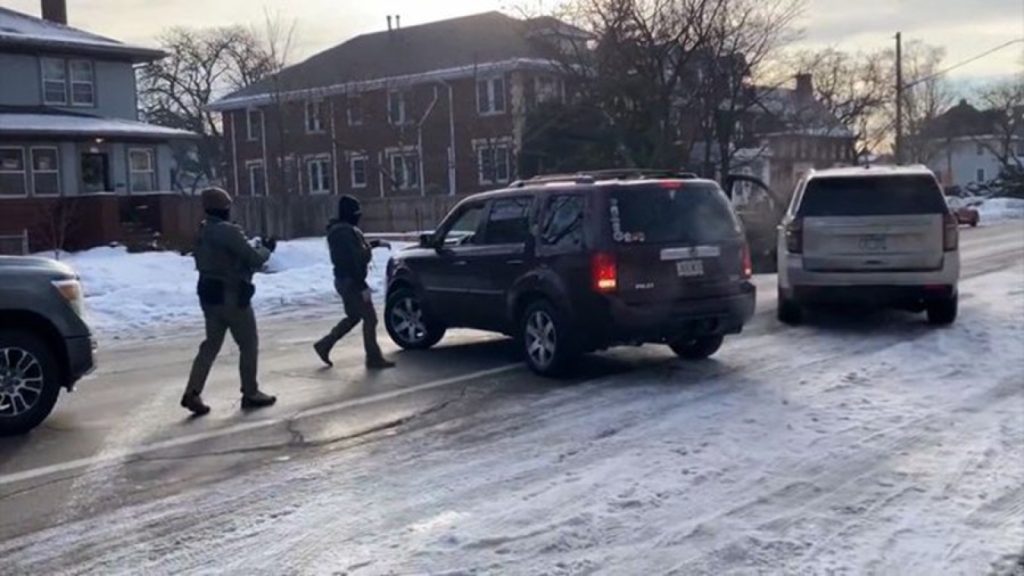 Το σοκαριστικό βίντεο της εν ψυχρώ εκτέλεσης λευκής γυναίκας στην Μινεάπολη των ΗΠΑ από στέλεχος του ICE