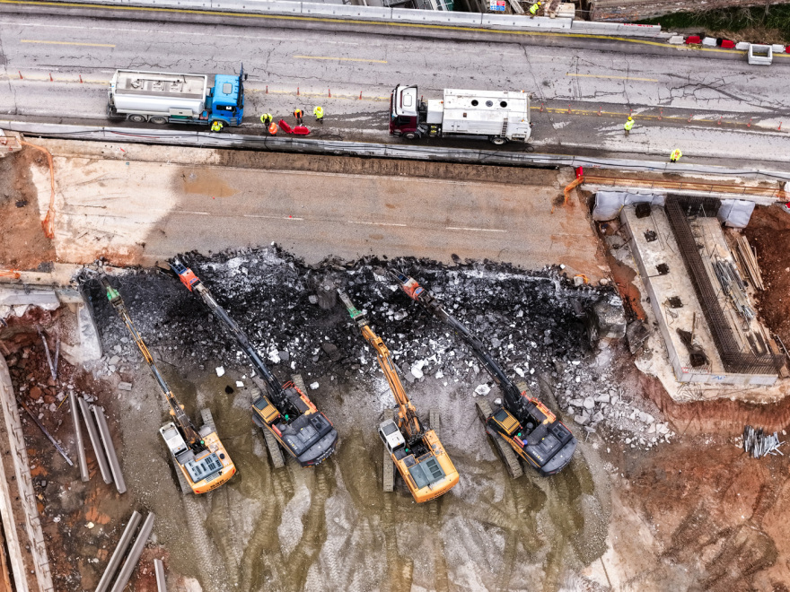 Θεσσαλονίκη: Ξεκίνησε η κατεδάφιση της γέφυρας Πανοράματος – Δείτε εικόνες