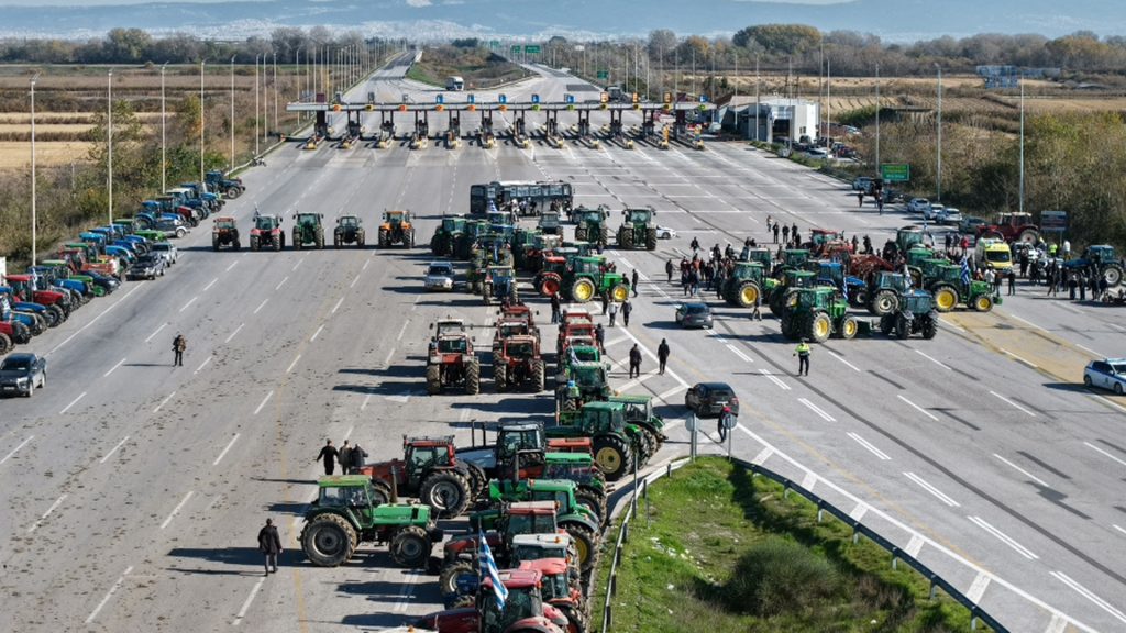 «Όχι στα ημίμετρα» είπαν οι αγρότες: Ματαιώθηκε η συνάντηση με τον Κ.Μητσοτάκη