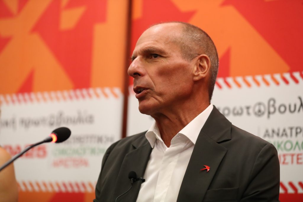 Οι νέες δηλώσεις του Γ.Βαρουφάκη σχετικά με τη θέση του για τα ναρκωτικά: «Με καλέσατε για να μου κάνετε διάλεξη»