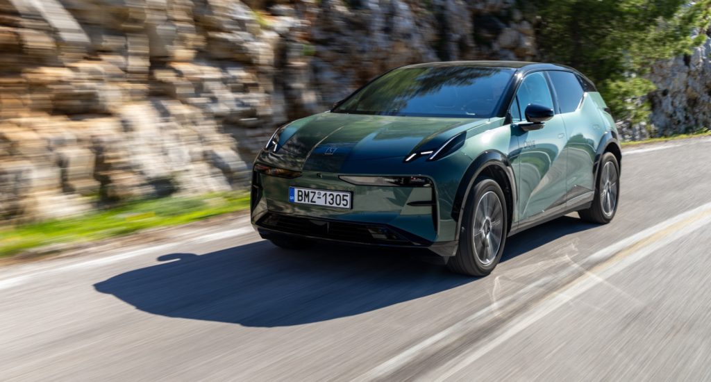 Δοκιμάζουμε το νέο Zeekr X Long Range RWD