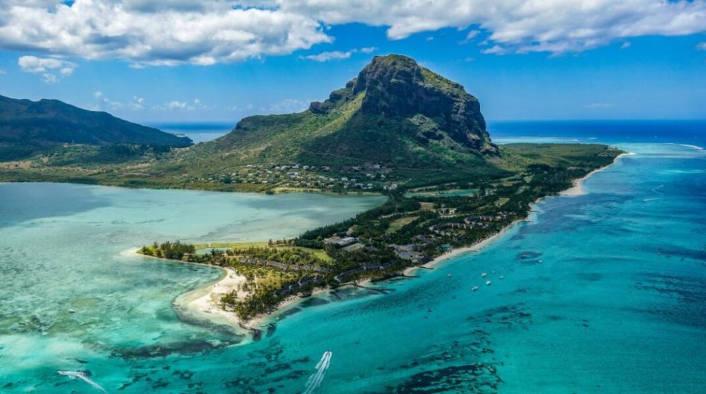 Ν.Τραμπ για επιστροφή των Νησιών Τσάγκος στον Μαυρίκιο από Βρετανία: «Πράξη απόλυτης ηλιθιότητας»