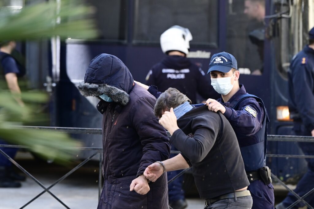 Για το Νοέμβριο αναβλήθηκε η δίκη για την υπόθεση της 12χρονης στον Κολωνό (upd)