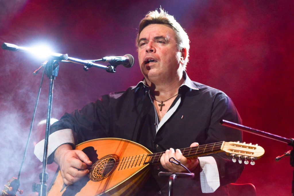 «Για να σε συναντήσω»: Η άγνωστη ιστορία πίσω από το πασίγνωστο τραγούδι του Μ.Λιδάκη