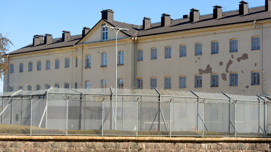 Η Σουηδία ετοιμάζεται να μειώσει την ηλικία ποινικής ευθύνης ανηλίκων από τα 15 στα 13 έτη