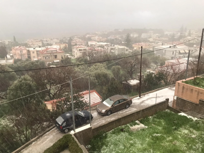 Έντονη χαλαζόπτωση στη Χίο: Καταστροφές σε εσπεριδοειδή και άλλες καλλιέργειες (φώτο-βίντεο)