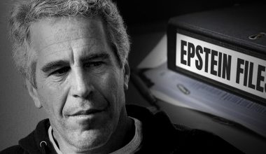 Στο «φως» βίντεο από το γραφείο του Τ.Επστάιν στη Φλόριντα: Τι είχε καταγράψει κρυφή κάμερα στο σπίτι του