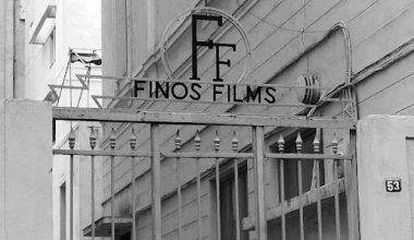 Το βίντεο της Φίνος Φιλμ για την ημέρα του Αγίου Βαλεντίνου: «Χρόνια πολλά φίλες και φίλοι ερωτευμένοι»