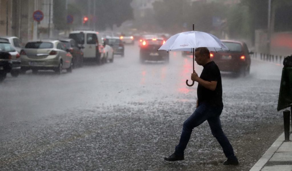Ισχυρό χαλάζι στην Αττική: Το νέφος τύπου cumulonimbus (CB) και η επιρροή του στην ατμόσφαιρα