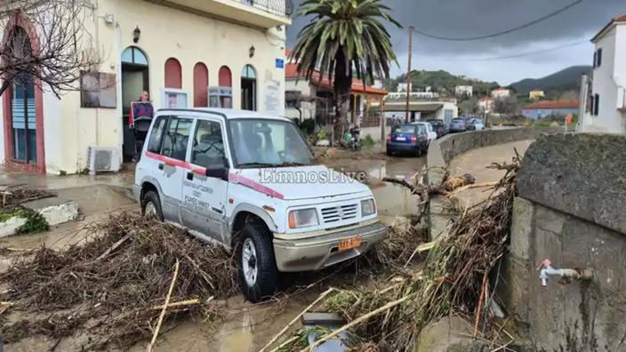 Λήμνος: Aίτημα να κηρυχθεί το νησί σε κατάσταση έκτακτης ανάγκης μετά τις πλημμύρες – Χωρίς νερό η Μύρινα