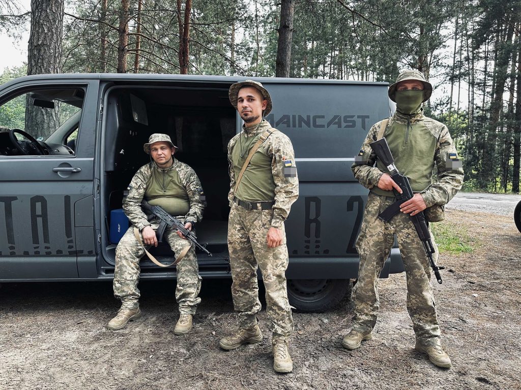 Ουκρανία: Στρατολόγοι πυροβολούν & σκοτώνουν πατέρα που προσπαθεί να τους εμποδίσει να πάρουν τον γιο του (βίντεο)