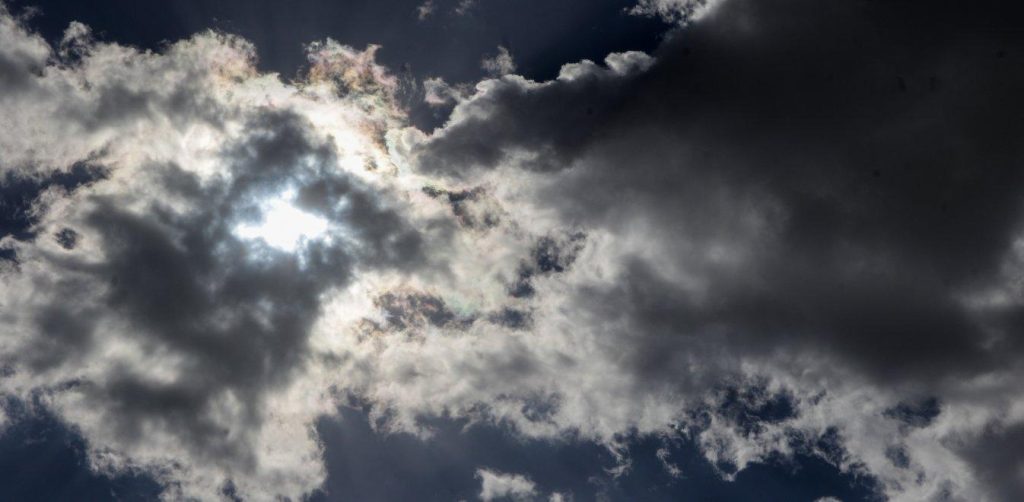 Καιρός: Βροχές αύριο σε Αιγαίο, Εύβοια, Στερεά και Πελοπόννησο – Τοπικές νεφώσεις στην υπόλοιπη χώρα