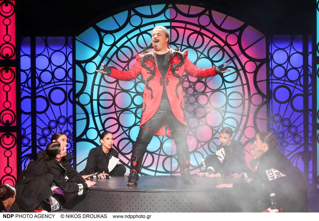 Το «φαινόμενο Σεφερλής»: Πώς ένας κωμικός έγινε λαϊκό φαινόμενο