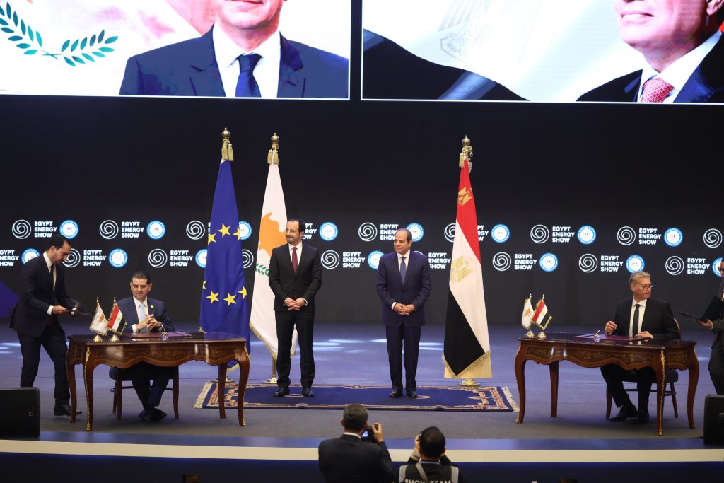 Υπογράφηκε η συμφωνία Κύπρου-Αιγύπτου για την κυπριακή ΑΟΖ