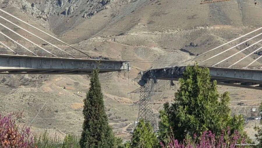 Βίντεο: Αμερικανική βόμβα ισοπεδώνει γέφυρα στο Ιράν