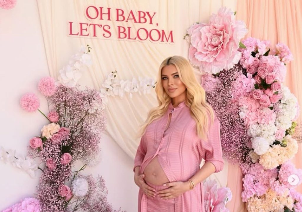 Ο μαιευτήρας της Κατερίνας Καινούργιου μίλησε για τα όσα συνέβησαν κατά τη γέννηση του παιδιού της (βίντεο)