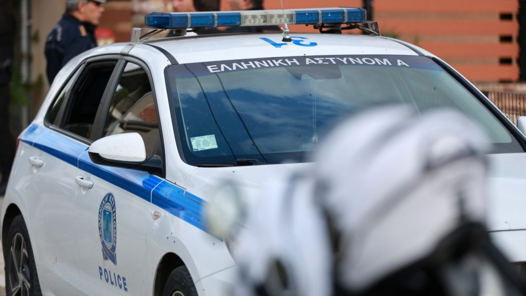 Λαμία: Ομάδα ληστών έμπαινε στοχευμένα σε σπίτια την ώρα των Θείων Λειτουργιών – Συνελήφθησαν όλοι τους