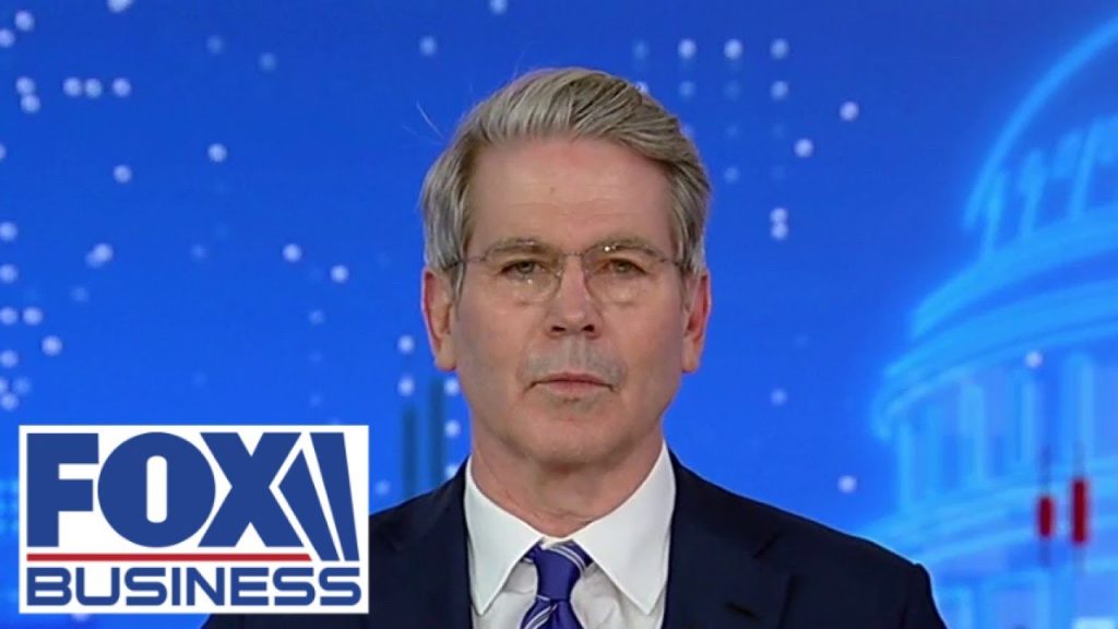 Αμερικανός υπουργός Οικονομικών σε ΔΝΤ: «Είστε λάθος – Η ακρίβεια στις ΗΠΑ θα υποχωρήσει  σύντομα»