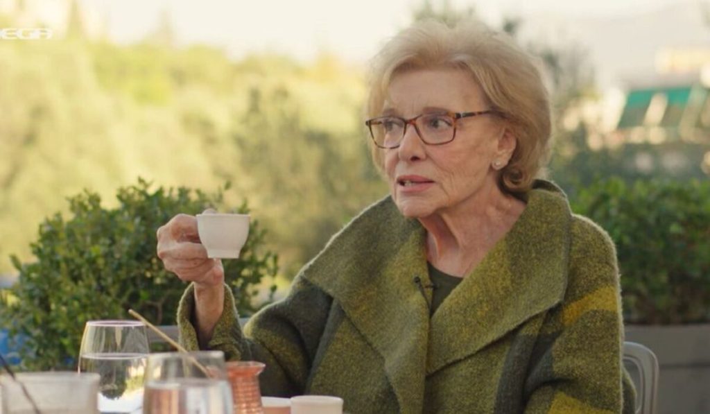 Το μεγάλο παράπονο της Μ.Κοντού: «Η γιαγιά μου είπε ότι είμαι ένα πουτ@@@κι» (βίντεο)