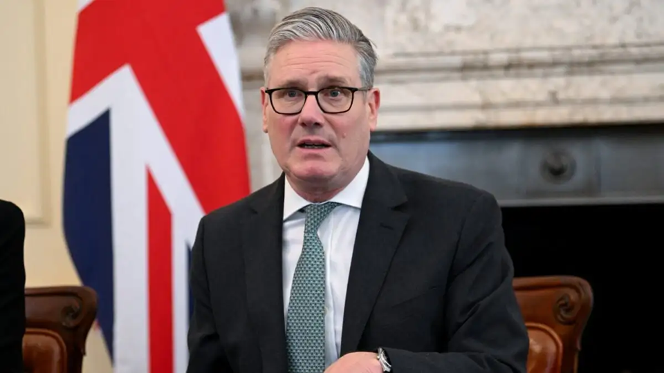 «Σοκαρισμένος» ο Κ.Στάρμερ από τους πυροβολισμούς στο δείπνο ανταποκριτών στην Ουάσινγκτον